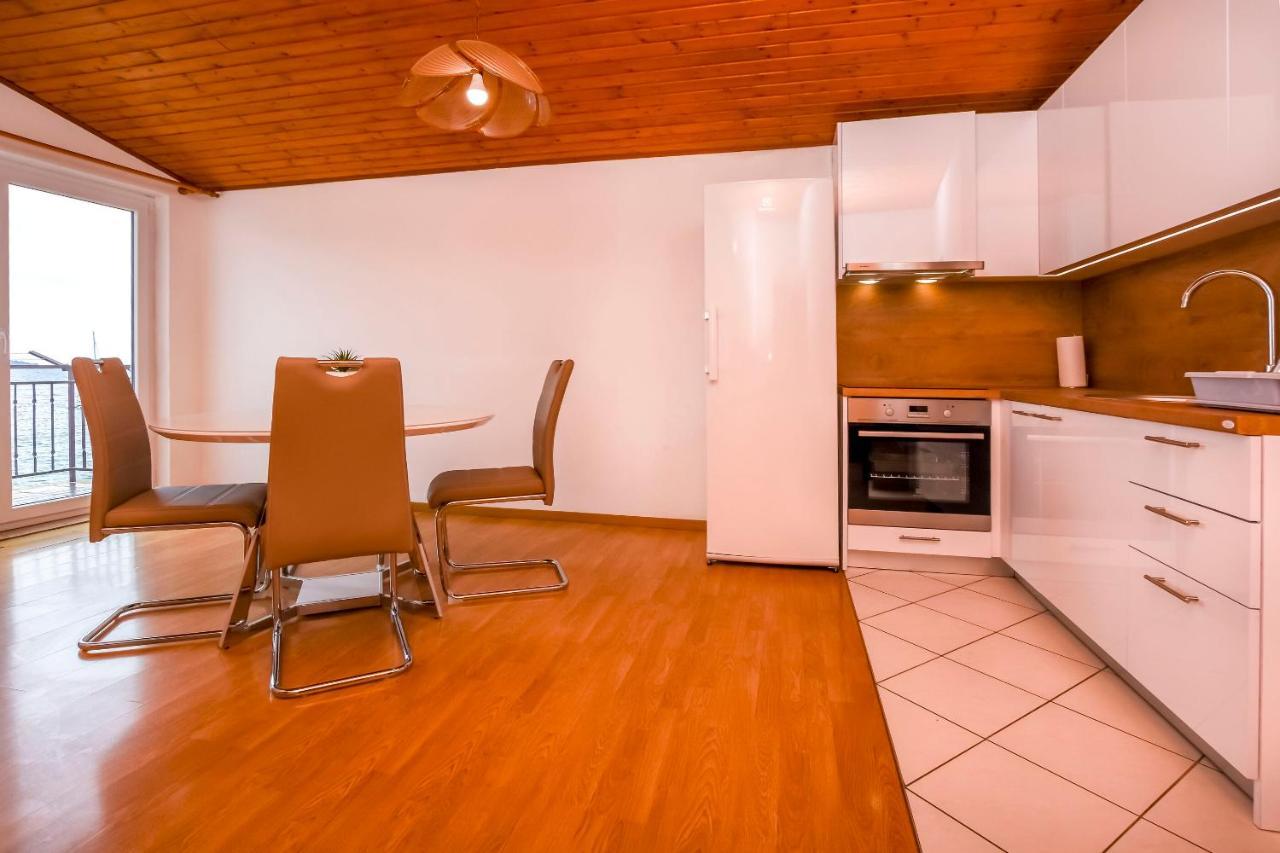 Apartment Mira Primosten Room photo